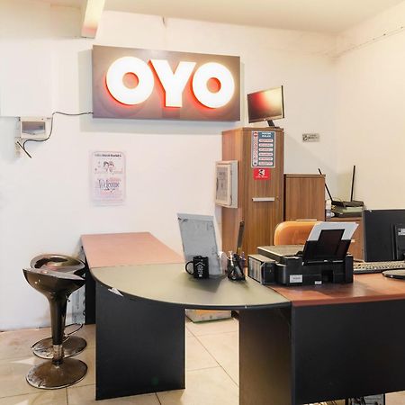 Oyo Life 2108 Griya Aisyah Residence Surabaya Eksteriør bilde
